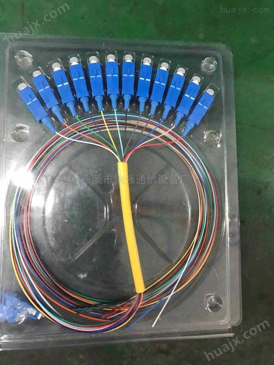 电信级12芯彩色束状SC光纤尾纤